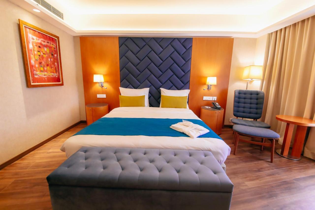 Bravia Hotel Niamey Exteriör bild