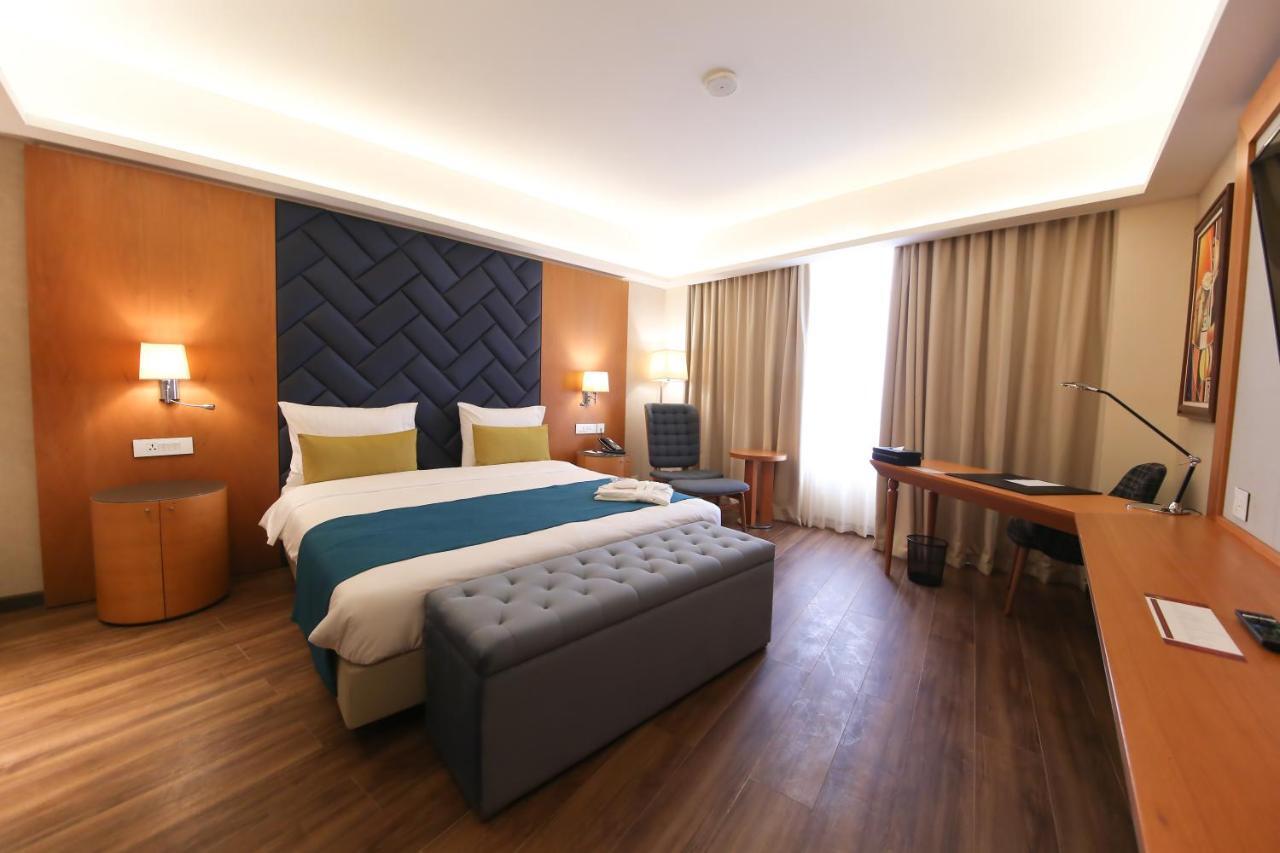 Bravia Hotel Niamey Exteriör bild